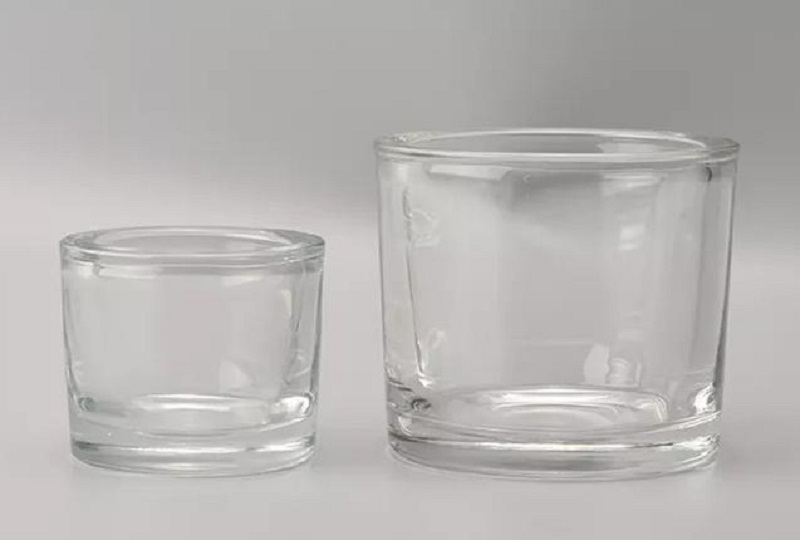 Hvordan kan lysestaker i glass forvandle atmosfæren og gi verdi til moderne oppholdsrom?