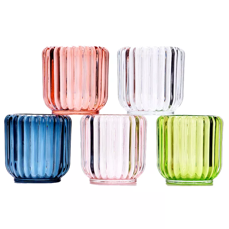 7oz vertikal stripete lysestake i glass